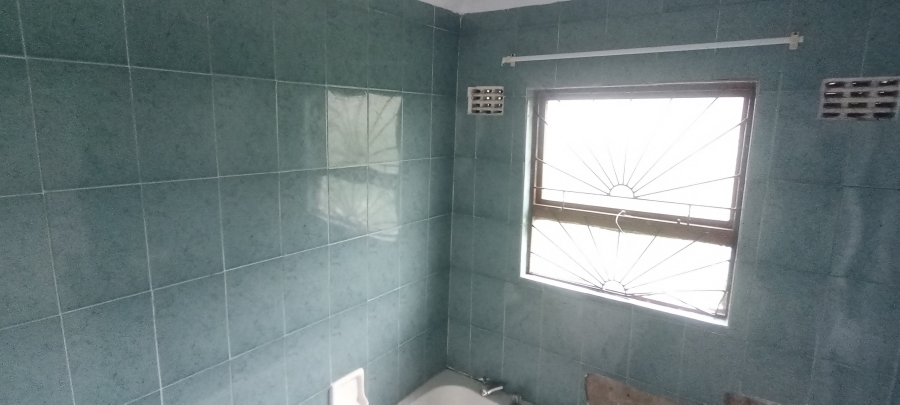 3 Bedroom Property for Sale in Sunnyridge Eastern Cape